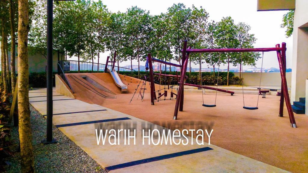 Warih Homestay Seri Kembangan Exterior foto